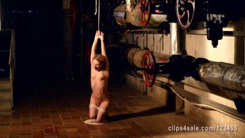 Kate – In the Cellar Tiptoeing and Kneeling on the Beans