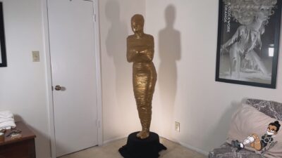 Calisa Bliss – Trophy Girl: Calisa Becomes a Golden Mummy Statue