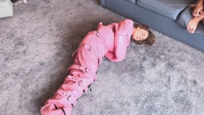 Blake LaVista – Paid to Escape 12 – Blake Can Earn Cash by Escaping Bondage